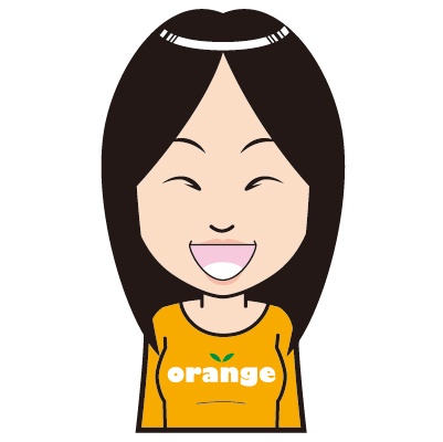 笑顔の女性"